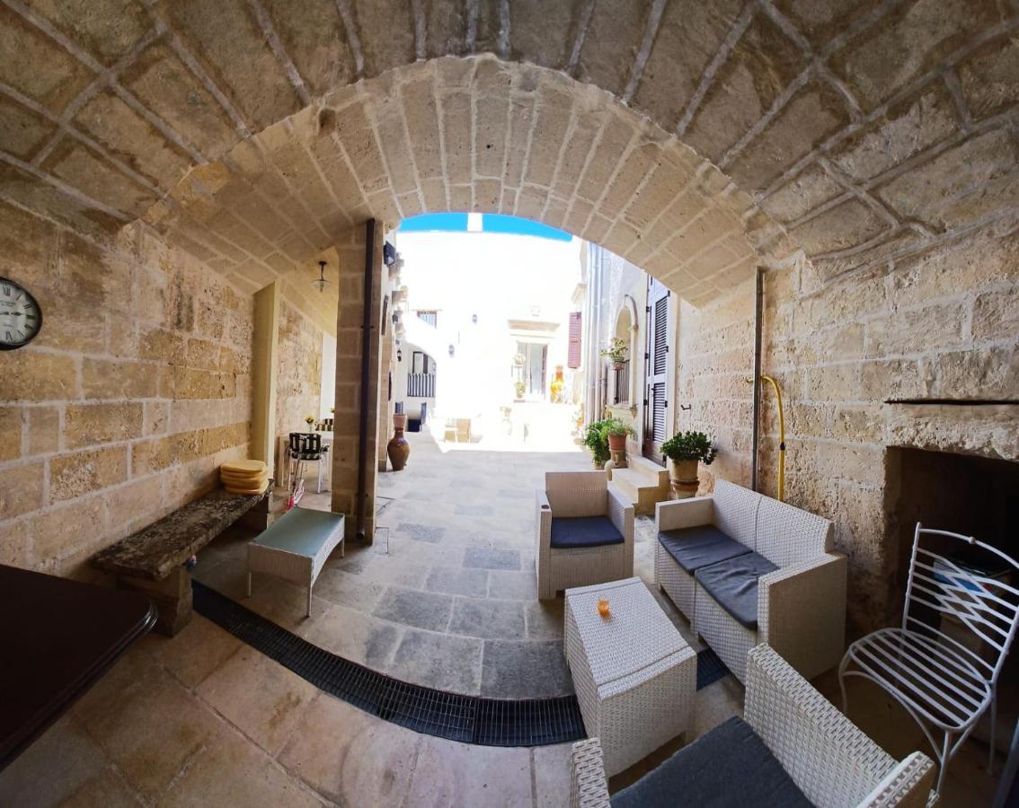 帕拉索美拉瓜酒店 Castiglione d'Otranto 外观 照片