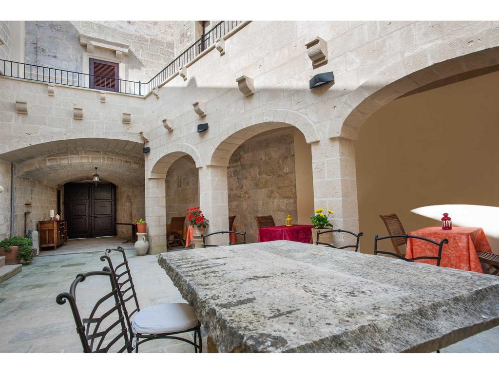 帕拉索美拉瓜酒店 Castiglione d'Otranto 外观 照片