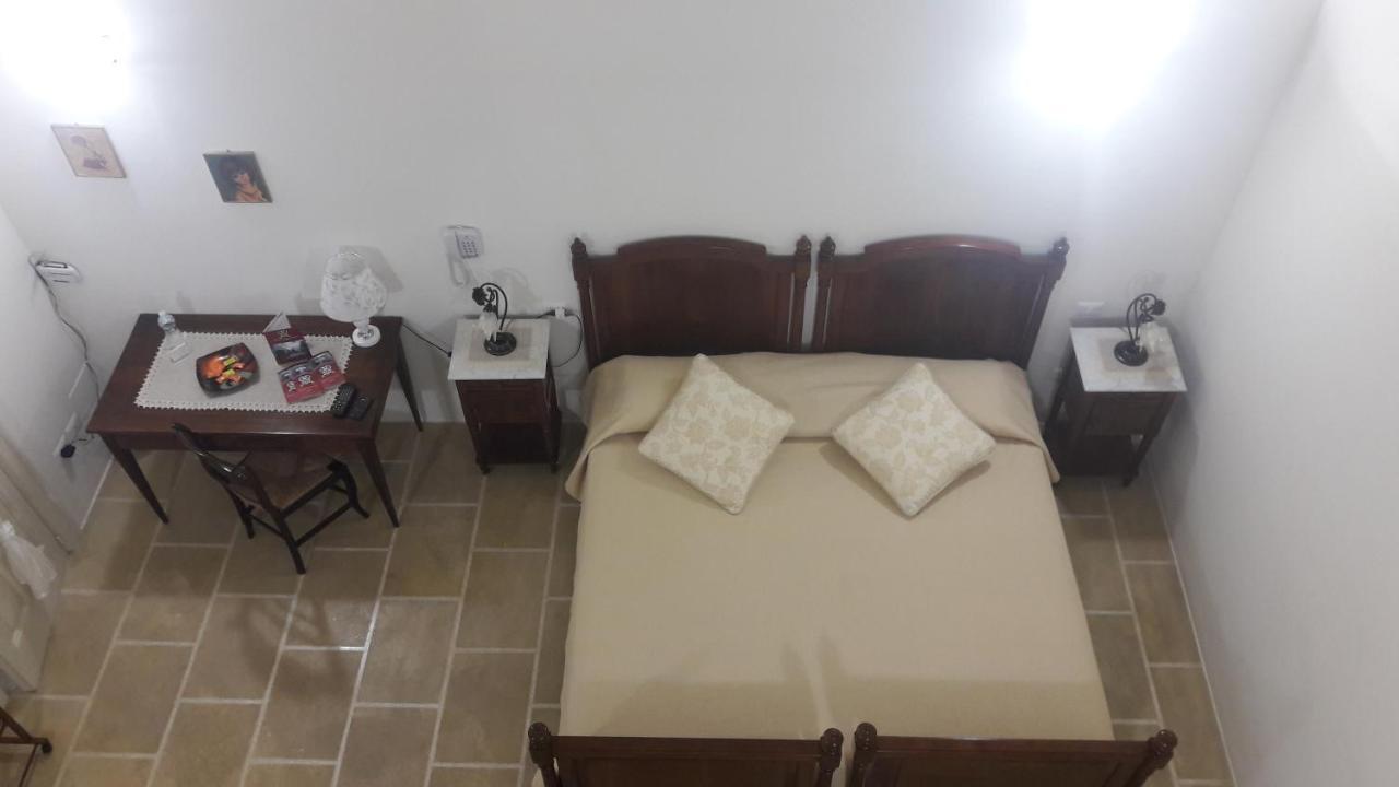 帕拉索美拉瓜酒店 Castiglione d'Otranto 外观 照片